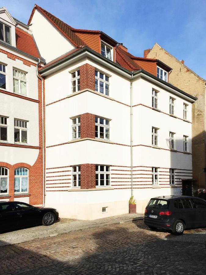 Apartment Dompredigergasse 萨勒河畔瑙姆堡 外观 照片